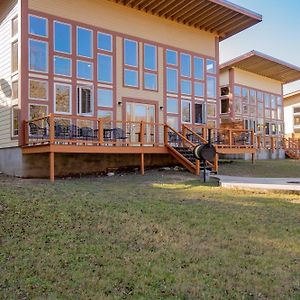 Seven Bluff Cabins